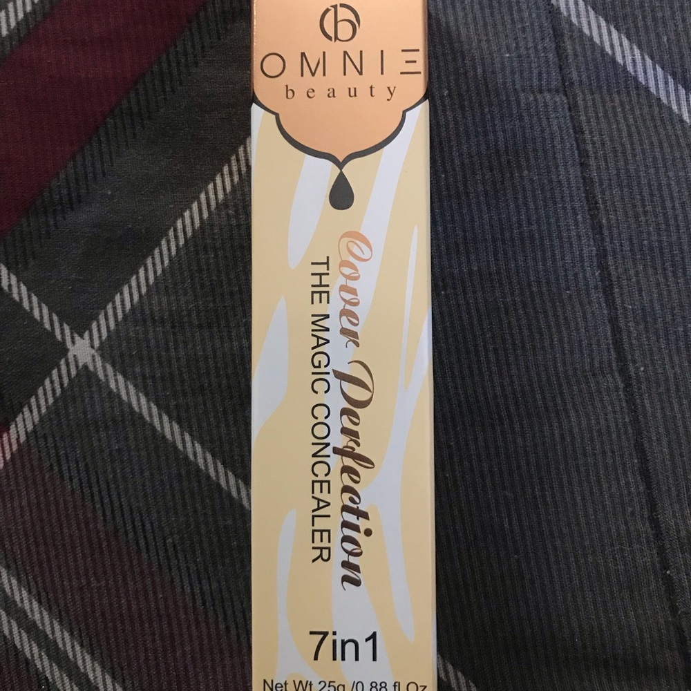 7 in 1 Omnie Magic Concealer Chestnut